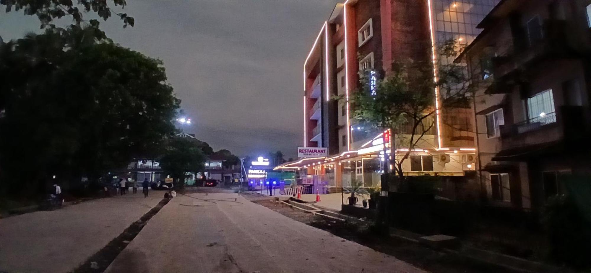 Hotel Pankaj Residency Guruvāyūr Exterior foto