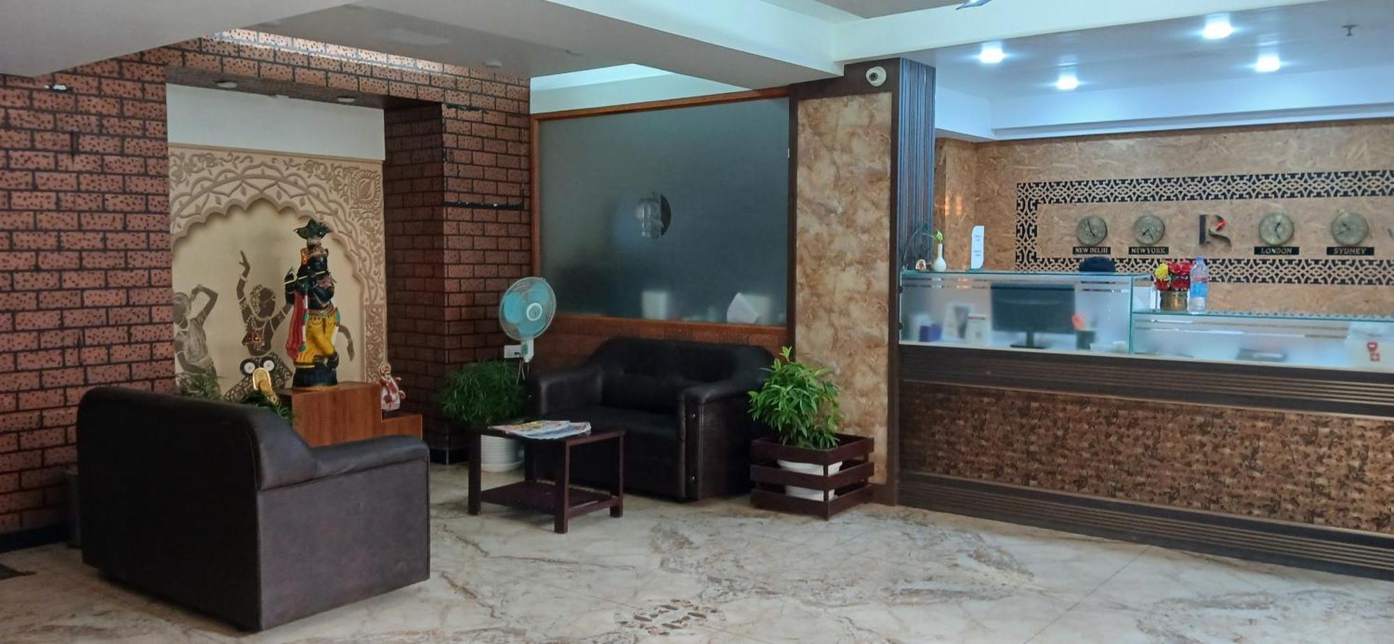 Hotel Pankaj Residency Guruvāyūr Exterior foto